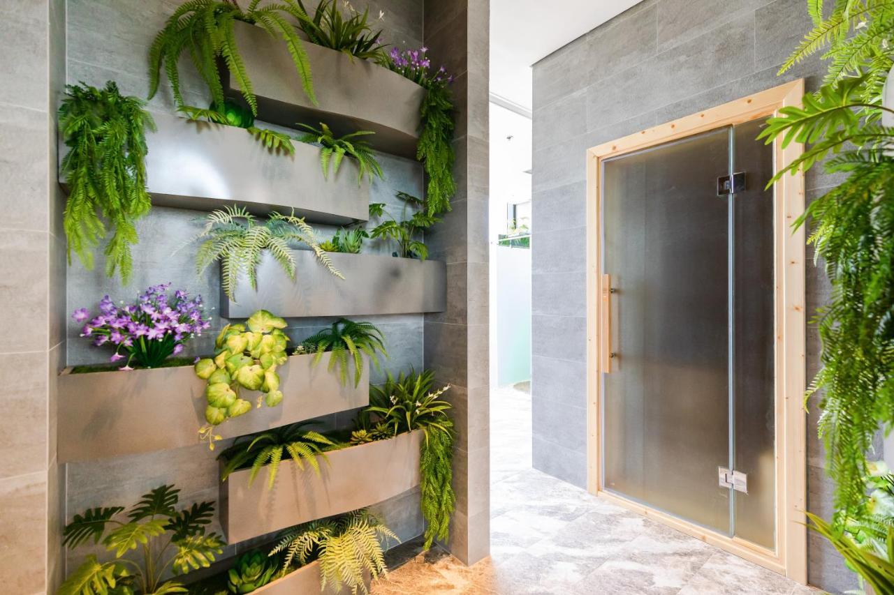 Five Star Westlake 1St-4Th Floors Hotel & Serviced Apartment Hanói Exterior foto Vertical garden