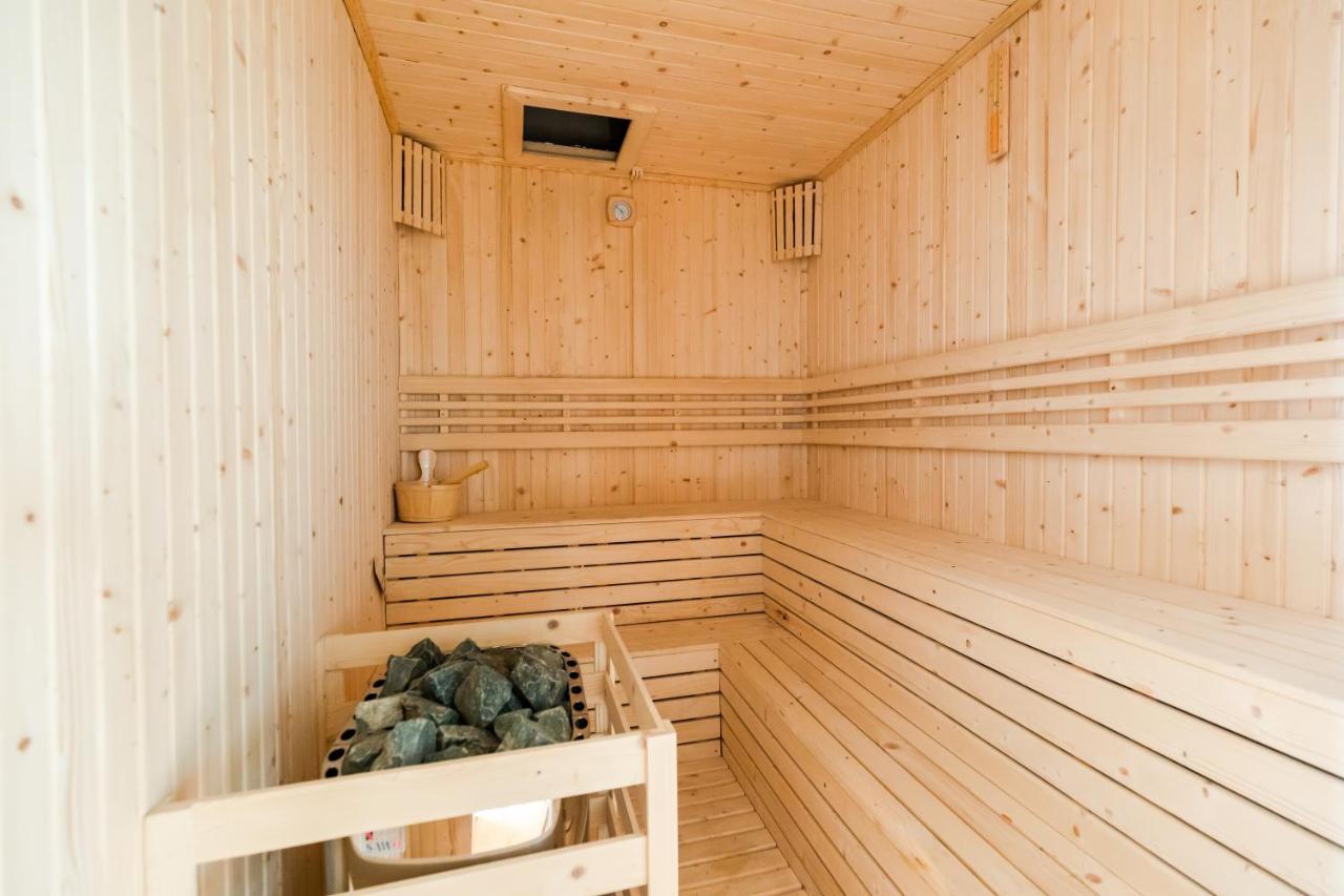 Five Star Westlake 1St-4Th Floors Hotel & Serviced Apartment Hanói Exterior foto A Finnish sauna